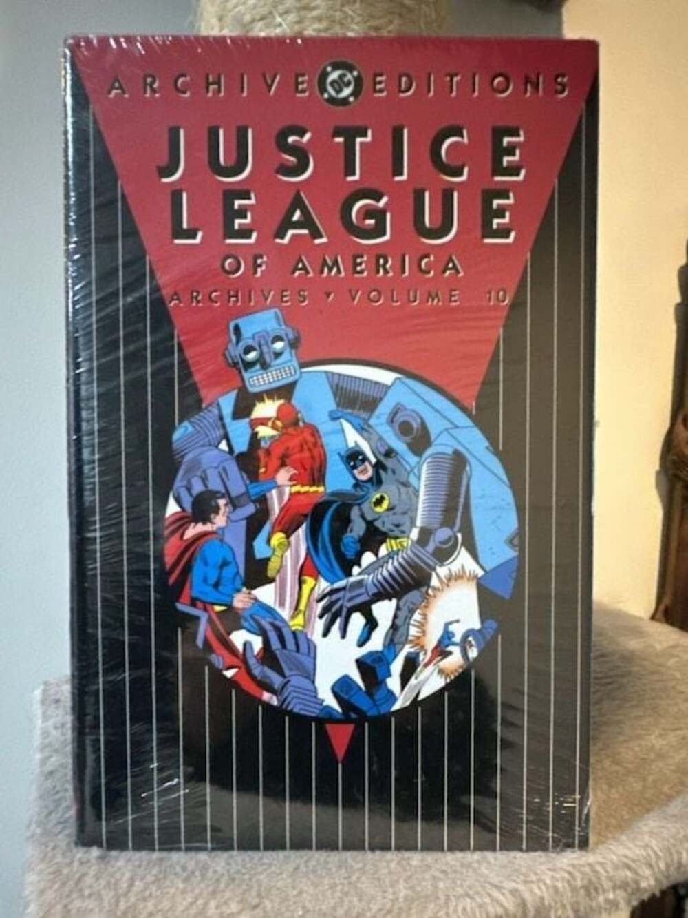 Justice League of America Archives Volume 10 Hardcover